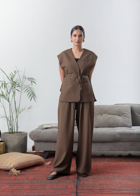 cocoa edge vest